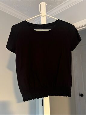 SO Women’s Black Short Sleeve Knit Top